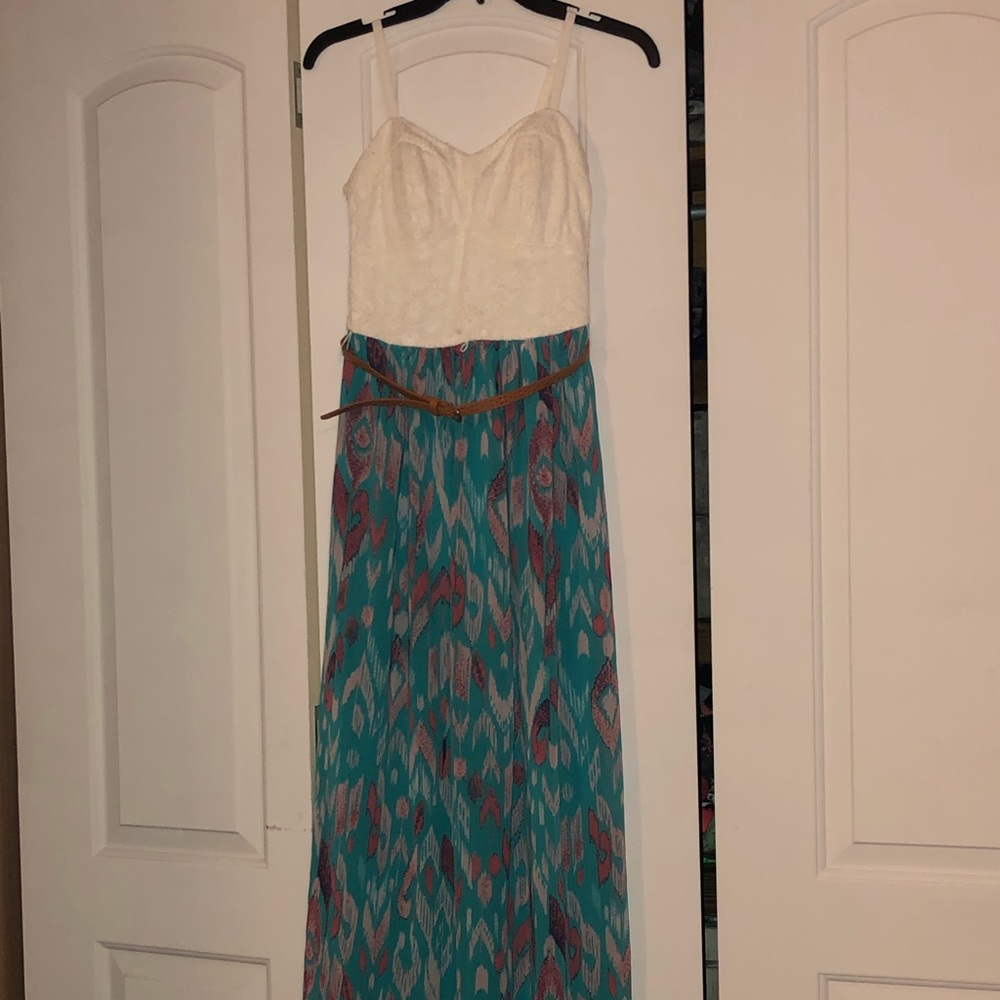 White top/pattern bottom sundress